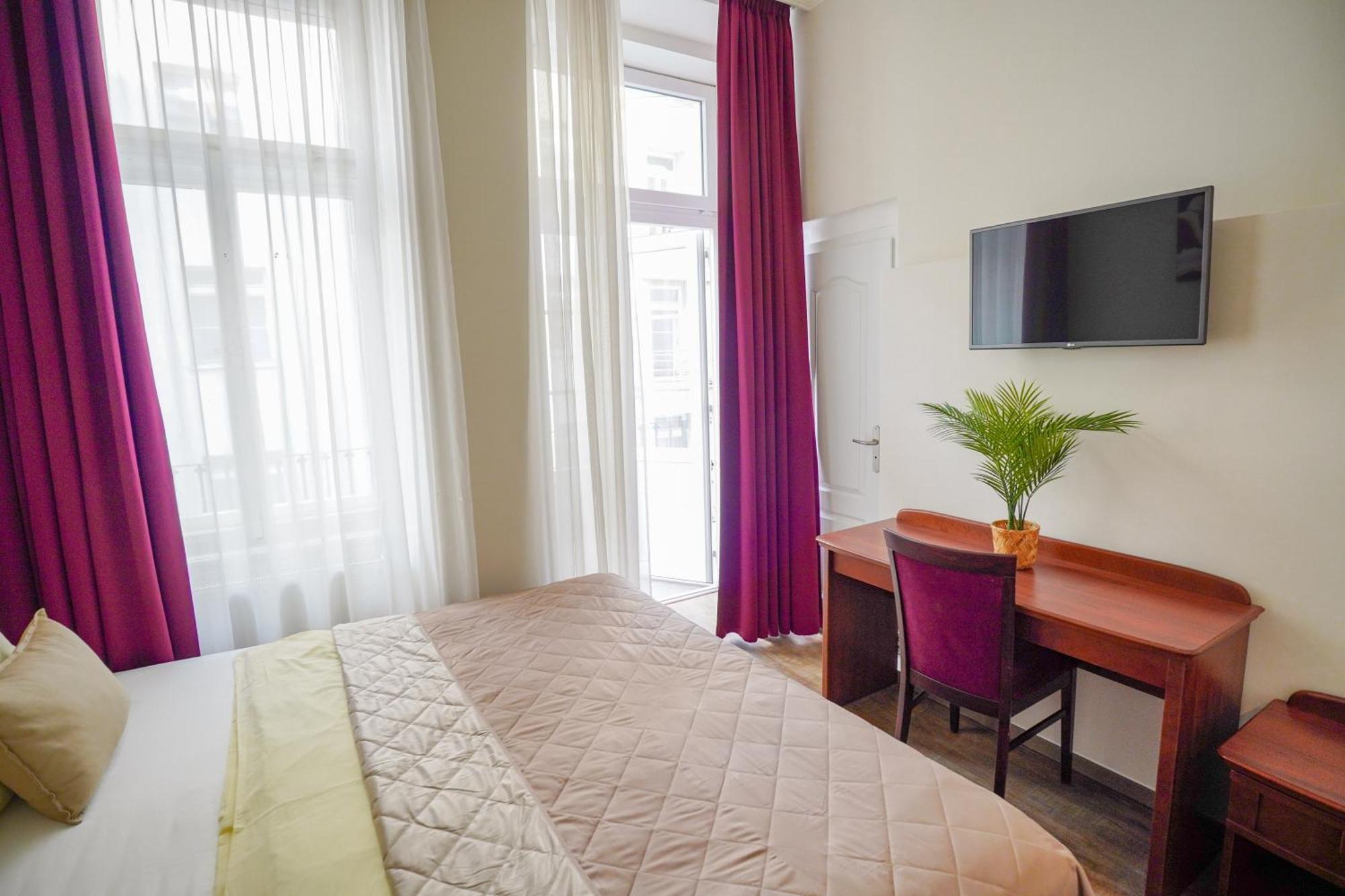 Elegant & Stylish Center Apartments! Praag Buitenkant foto