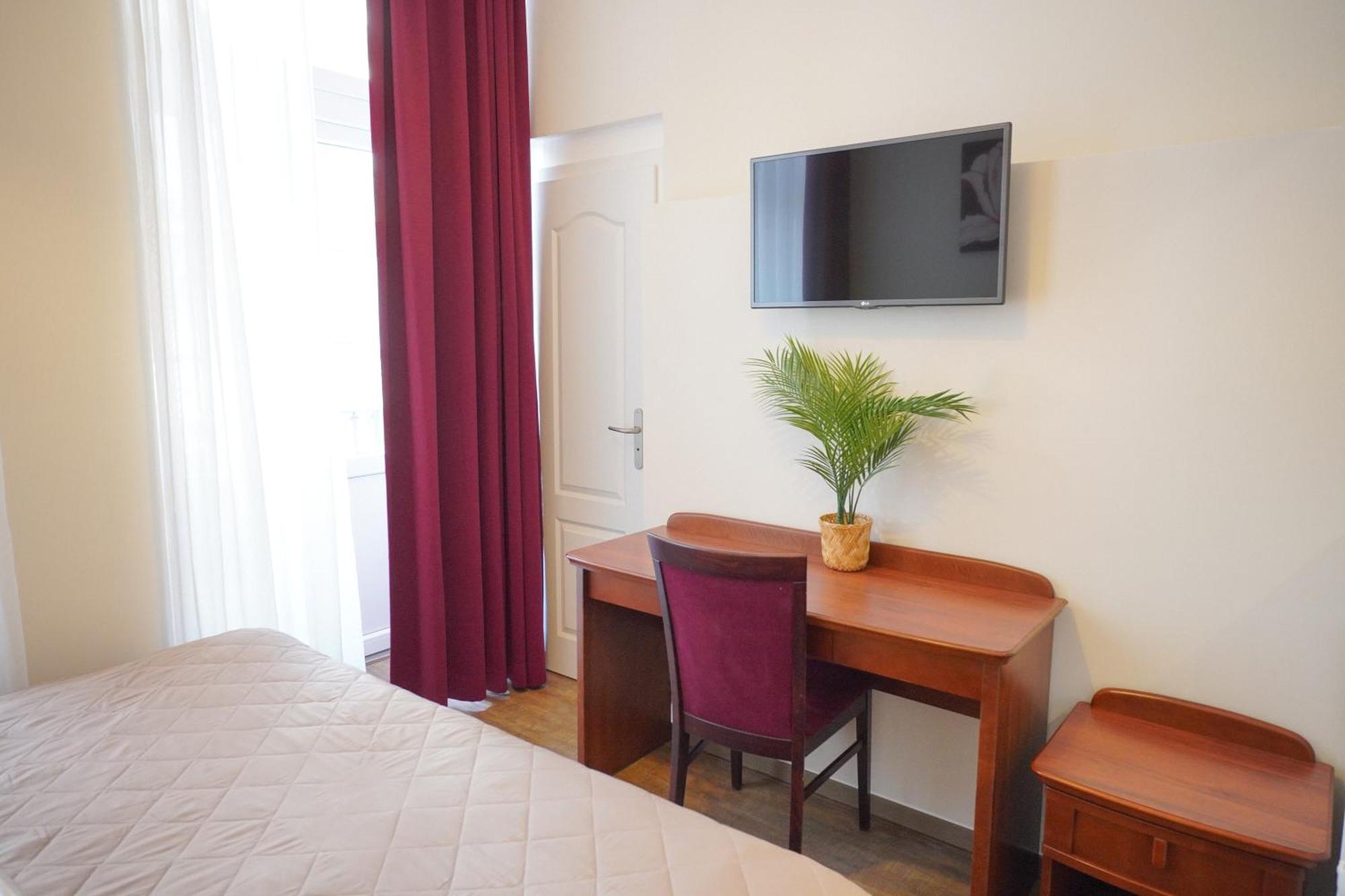 Elegant & Stylish Center Apartments! Praag Buitenkant foto